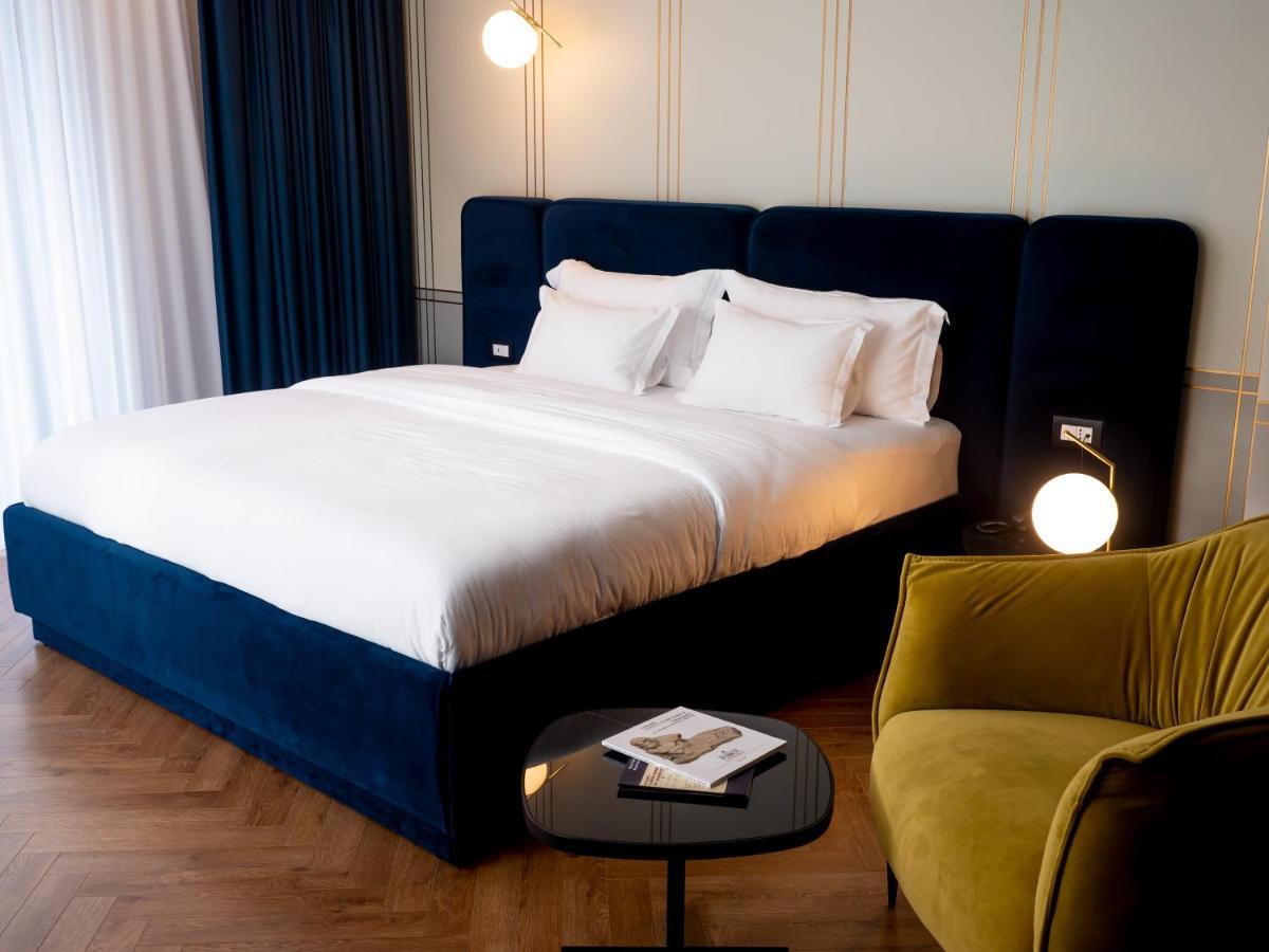 Moncafe Boutique Hotel & Spa Tirana Kültér fotó