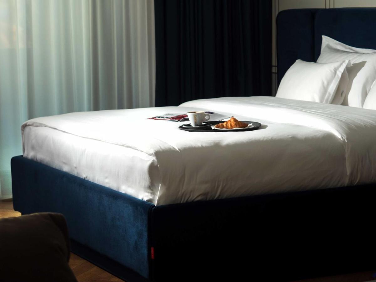 Moncafe Boutique Hotel & Spa Tirana Kültér fotó