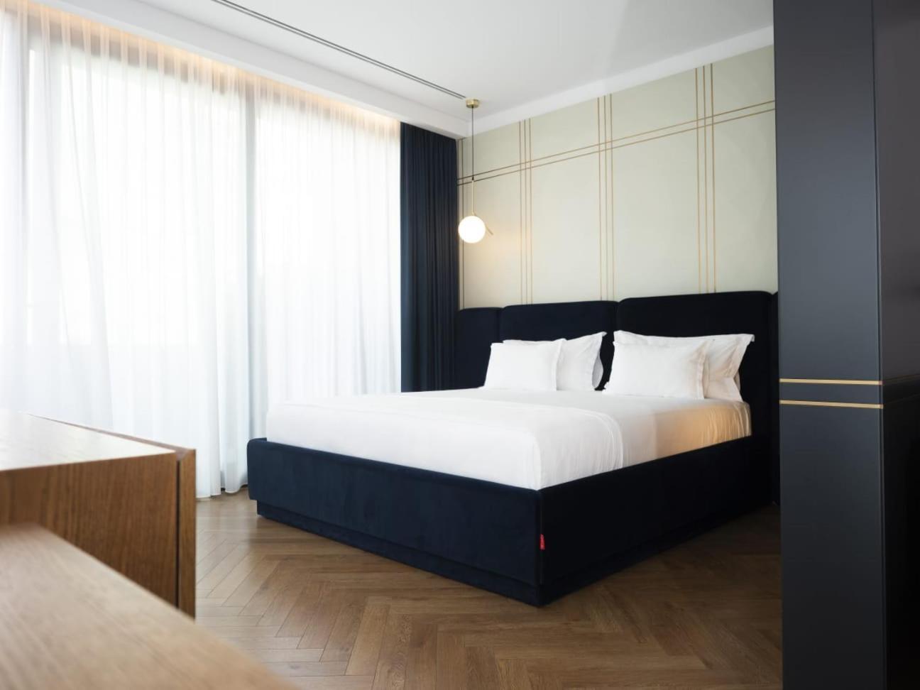Moncafe Boutique Hotel & Spa Tirana Kültér fotó